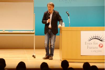 講演したジャーナリストの池上さん