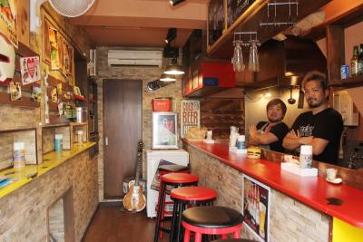 〝大人の子ども部屋〟で出迎える鈴...