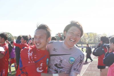 サドンデスの最後のキッカーとして...