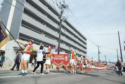 石巻小学校の鼓笛隊など地域一体で...