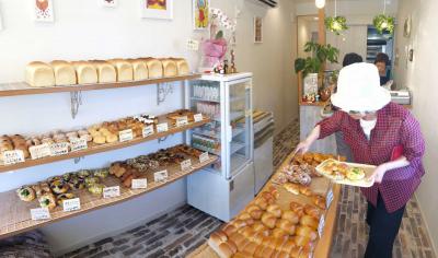 店頭に並ぶパンは日替わり。毎日選ぶ楽しさがある